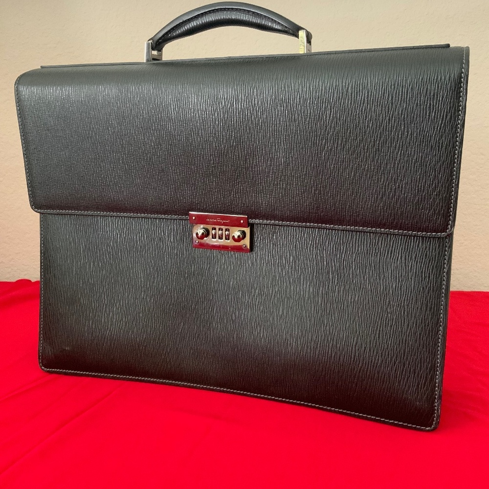 Black Leather Salvatore Ferragamo Briefcase with Detachable strap